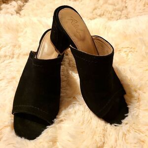 Rebels, upper leather,upper leather lining sandal, black suede